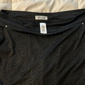 A tennis skirt just like the navy blue one